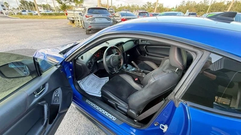 2015 Subaru BRZ 1st Gen - Image 16 of 17