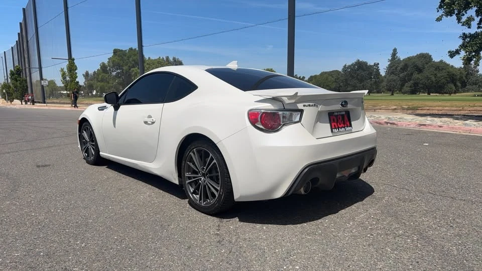 2015 Subaru BRZ 1st Gen - Image 6 of 20