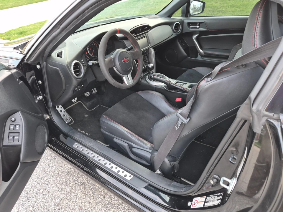 2015 Subaru BRZ 1st Gen - Image 9 of 28