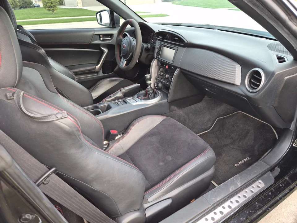 2015 Subaru BRZ 1st Gen - Image 10 of 28