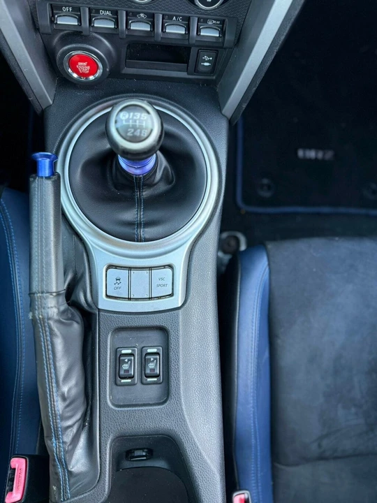 2015 Subaru BRZ 1st Gen - Image 12 of 21