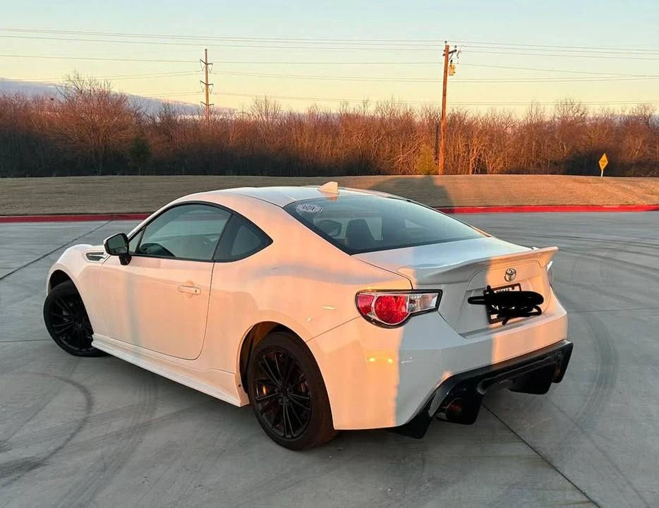 2015 Subaru BRZ 1st Gen - Image 4 of 11