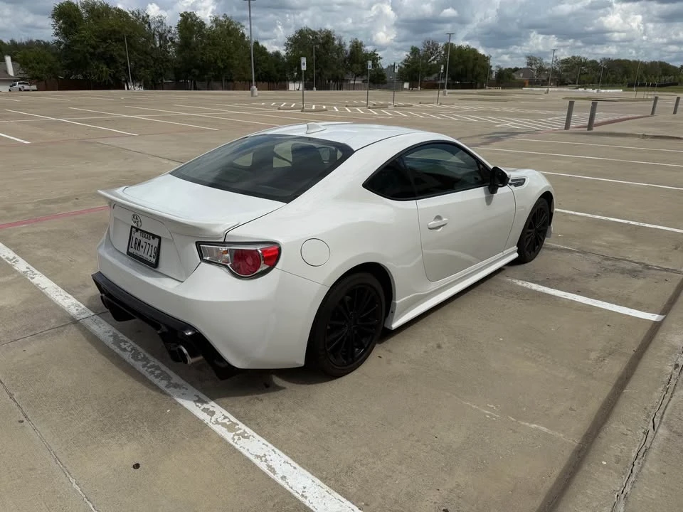 2015 Subaru BRZ 1st Gen - Image 5 of 11