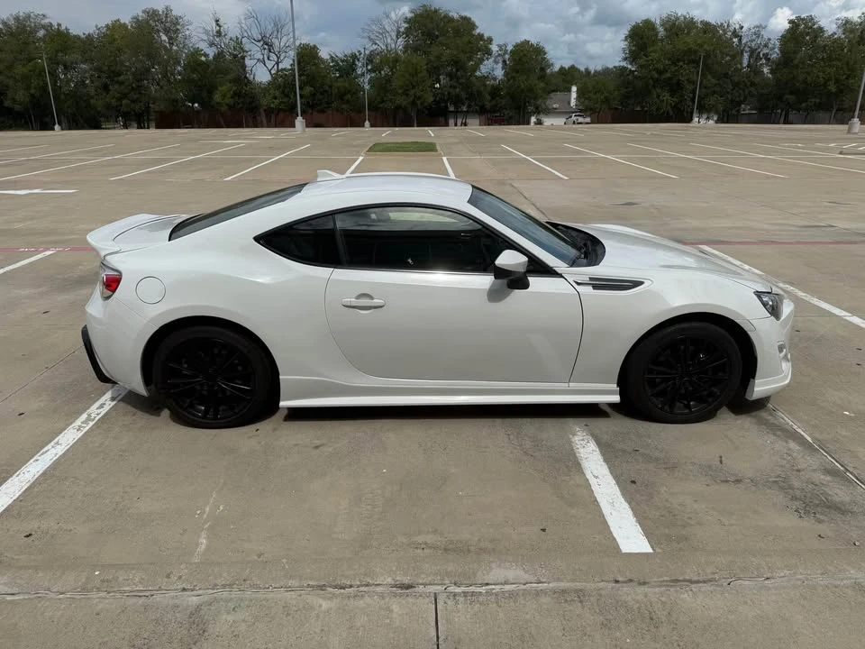 2015 Subaru BRZ 1st Gen - Image 6 of 11