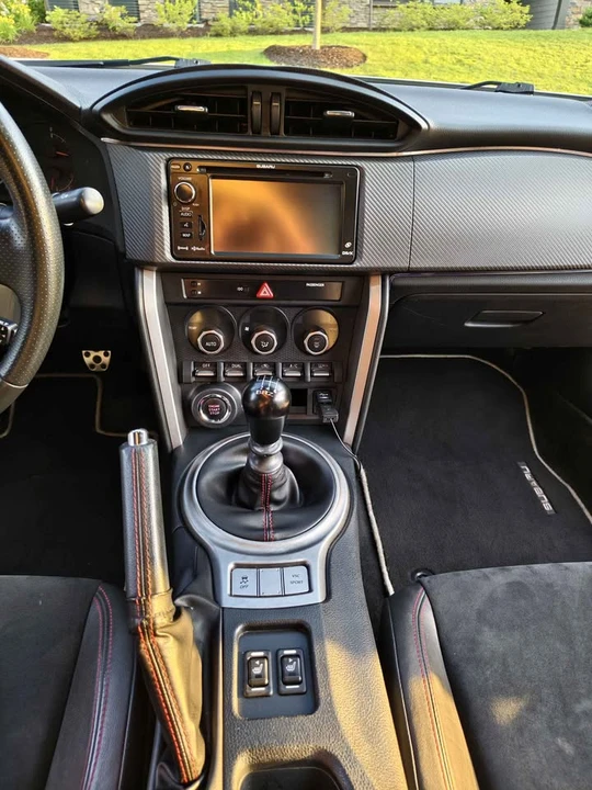 2015 Subaru BRZ 1st Gen - Image 17 of 21