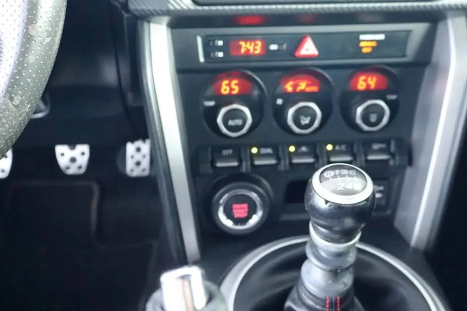 2015 Subaru BRZ 1st Gen - Image 5 of 6