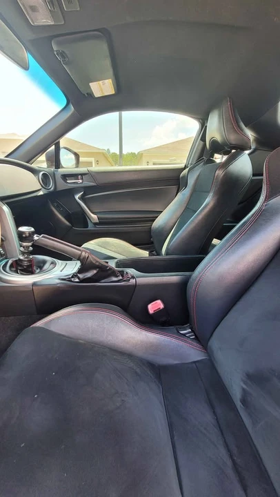 2015 Subaru BRZ 1st Gen - Image 12 of 18