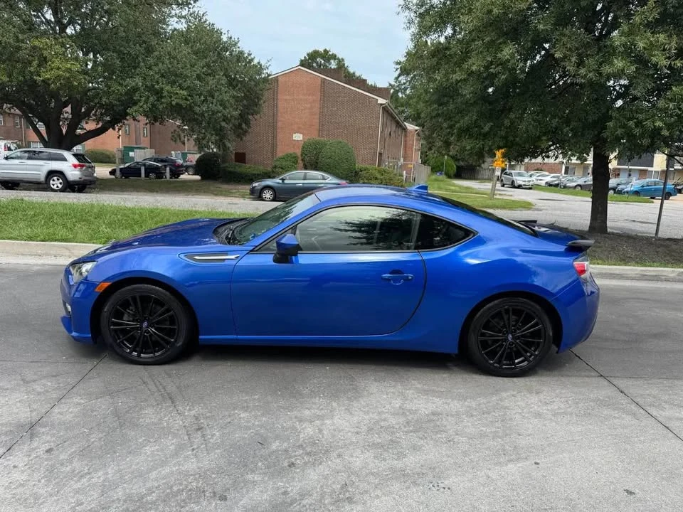 2015 Subaru BRZ 1st Gen - Image 2 of 20