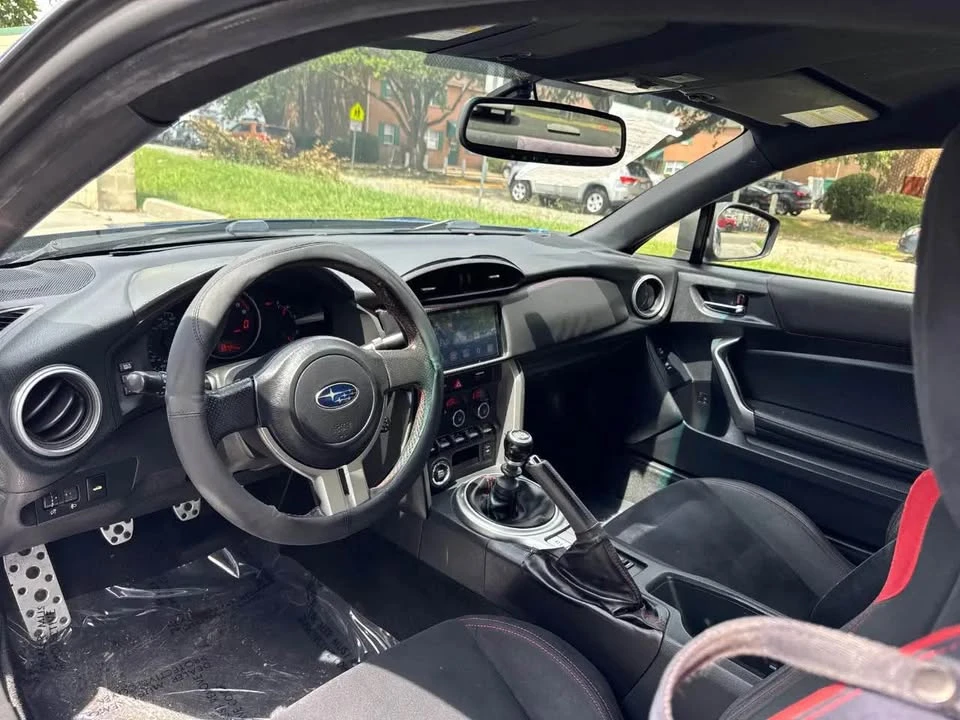 2015 Subaru BRZ 1st Gen - Image 16 of 20