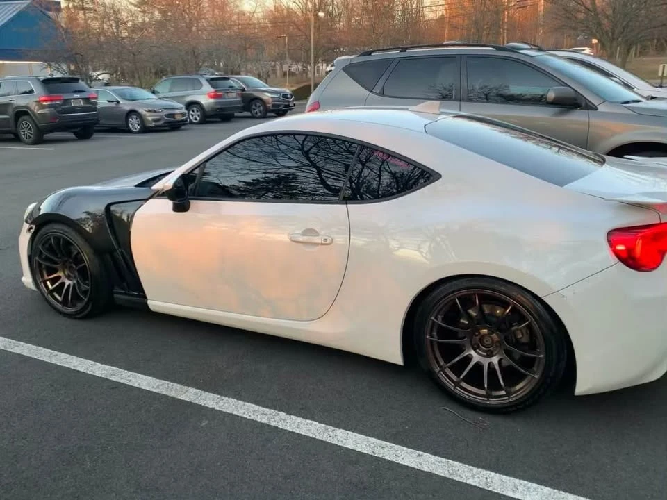 2015 Subaru BRZ 1st Gen - Image 3 of 10