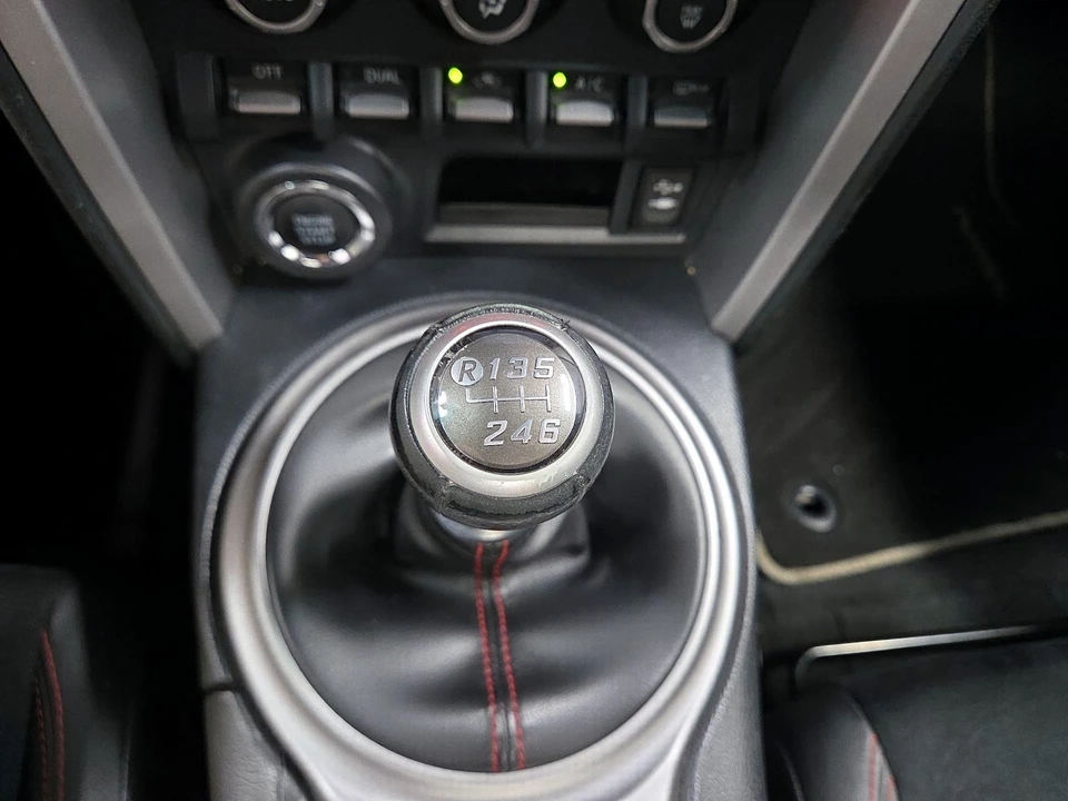 2015 Subaru BRZ 1st Gen - Image 18 of 24