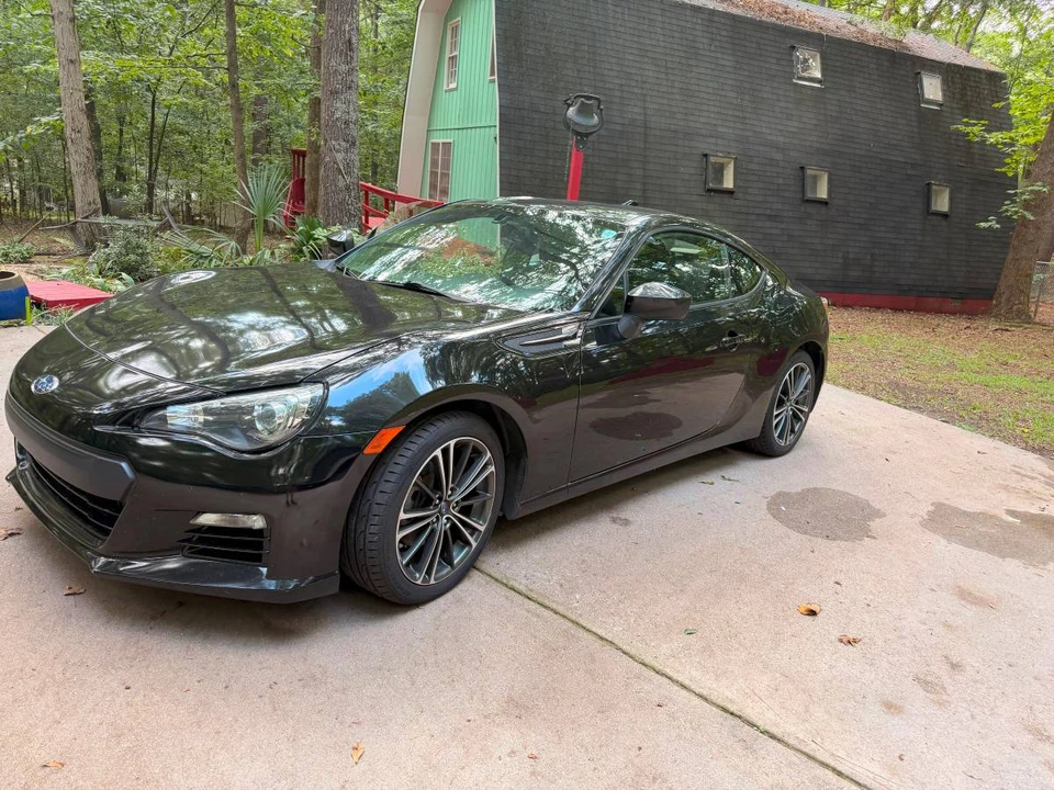 2015 Subaru BRZ 1st Gen - Image 2 of 5