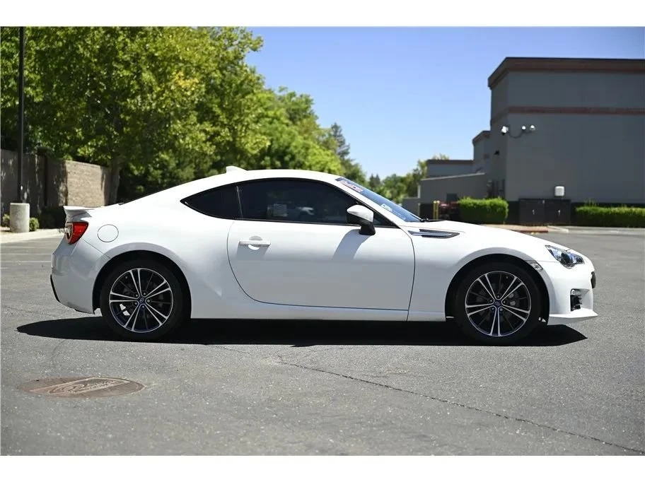 2015 Subaru BRZ 1st Gen - Image 2 of 20