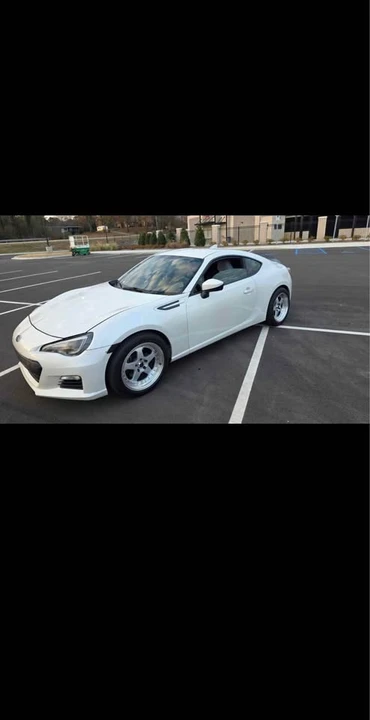 2015 Subaru BRZ 1st Gen - Image 6 of 12