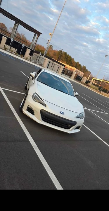 2015 Subaru BRZ 1st Gen - Image 2 of 12