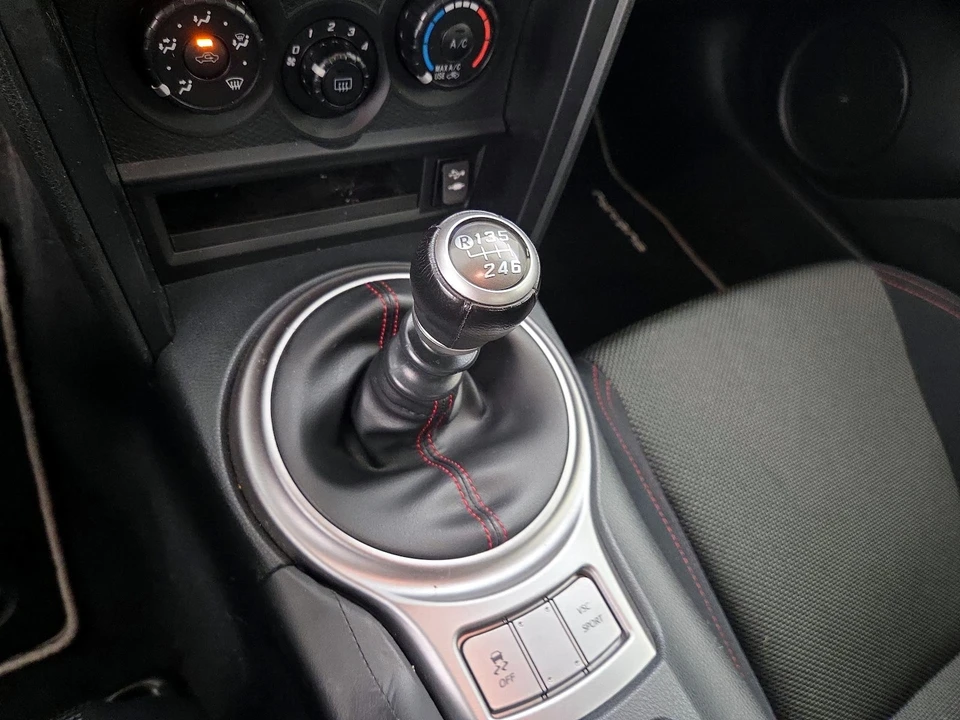 2015 Subaru BRZ 1st Gen - Image 18 of 26