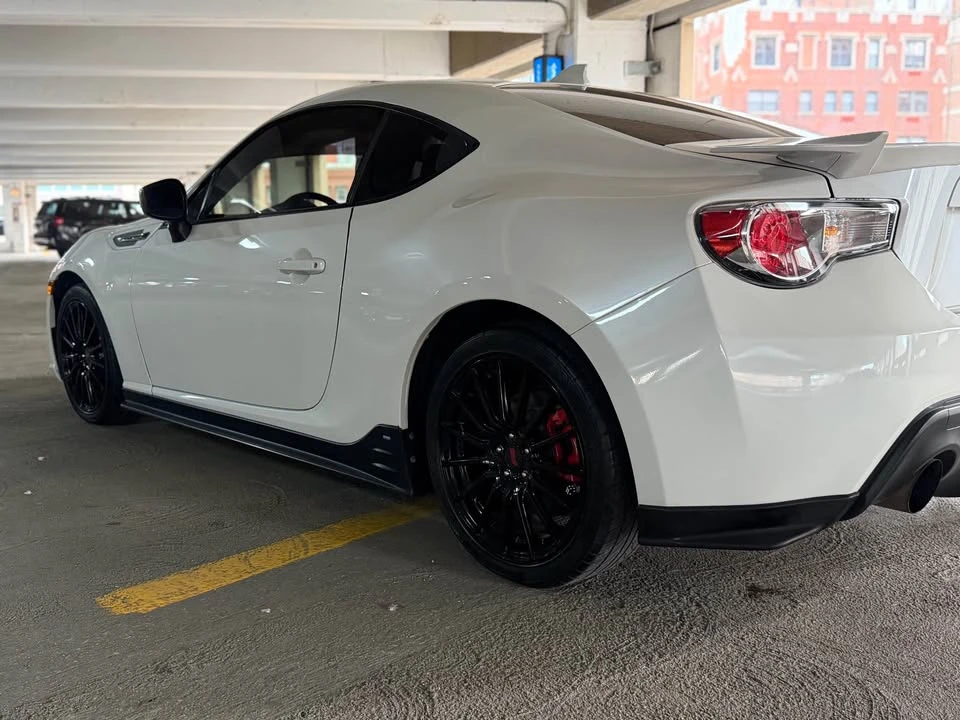 2015 Subaru BRZ 1st Gen - Image 6 of 16