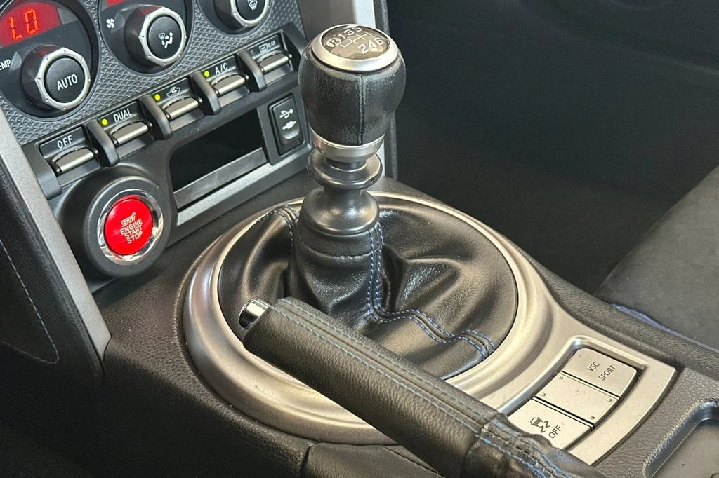 2015 Subaru BRZ 1st Gen - Image 18 of 31