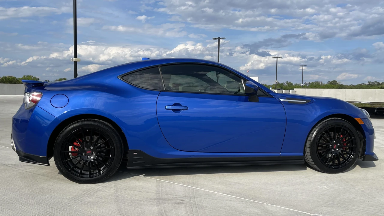 2015 Subaru BRZ 1st Gen - Image 12 of 30