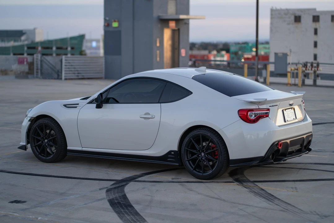 2015 Subaru BRZ 1st Gen - Image 10 of 31