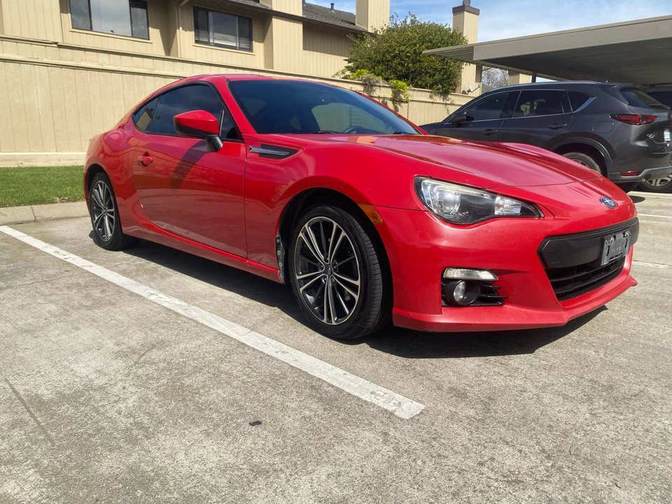 2015 Subaru BRZ 1st Gen - Image 2 of 12