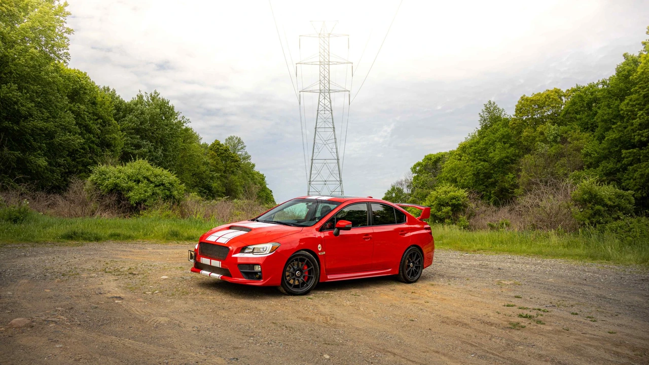 2015 Subaru Impreza WRX STi 4th Gen - Image 16 of 31