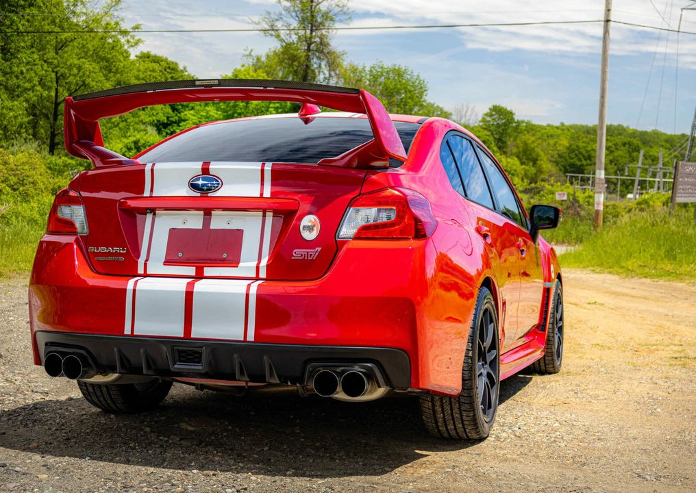 2015 Subaru Impreza WRX STi 4th Gen - Image 29 of 31
