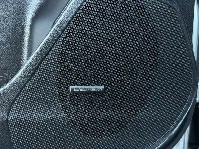 2015 Subaru Forester 4th Gen - Image 13 of 21
