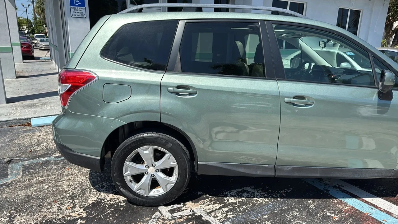 2015 Subaru Forester 4th Gen - Image 16 of 21