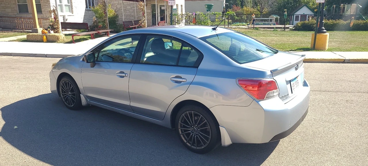 2015 Subaru Impreza 4th Gen - Image 10 of 20