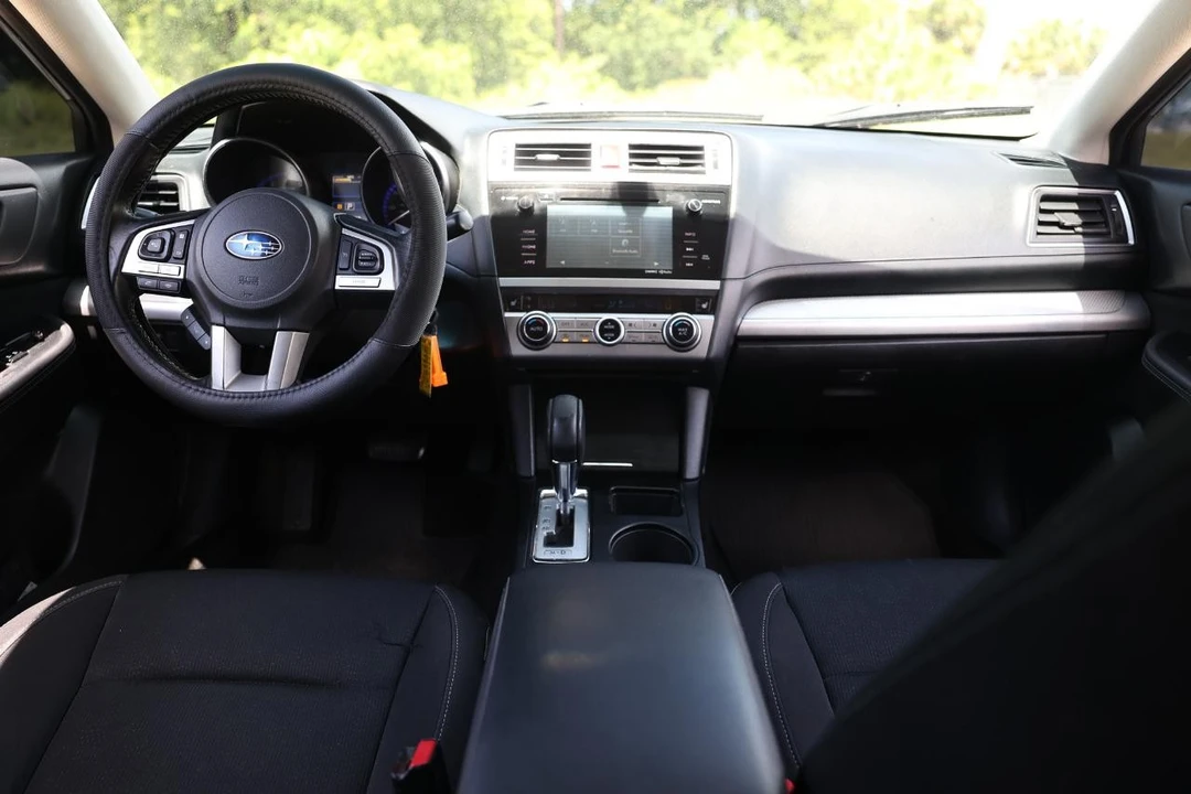 2015 Subaru Legacy 6th Gen - Image 21 of 31