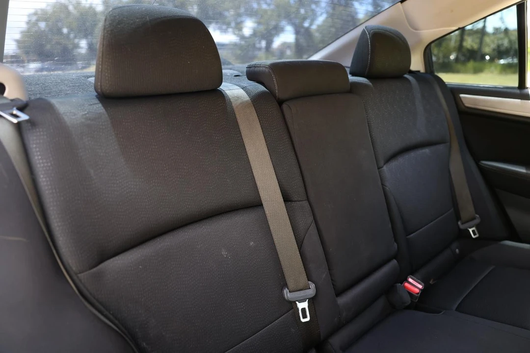 2015 Subaru Legacy 6th Gen - Image 14 of 31