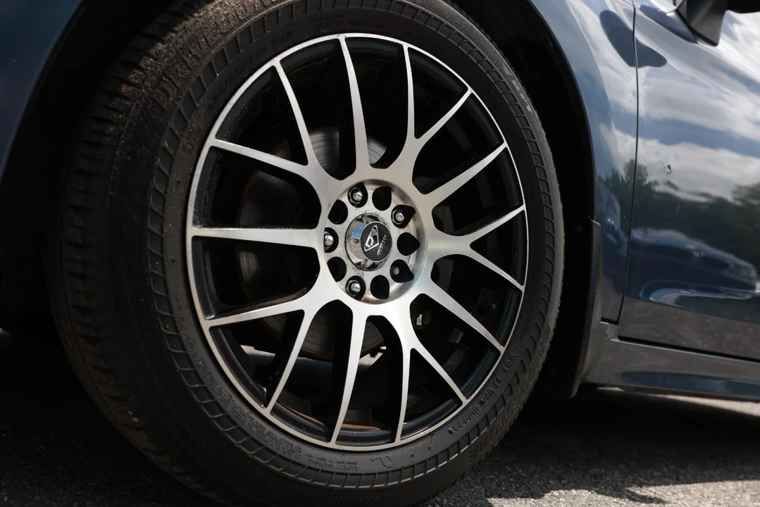 2015 Subaru Legacy 6th Gen - Image 29 of 31