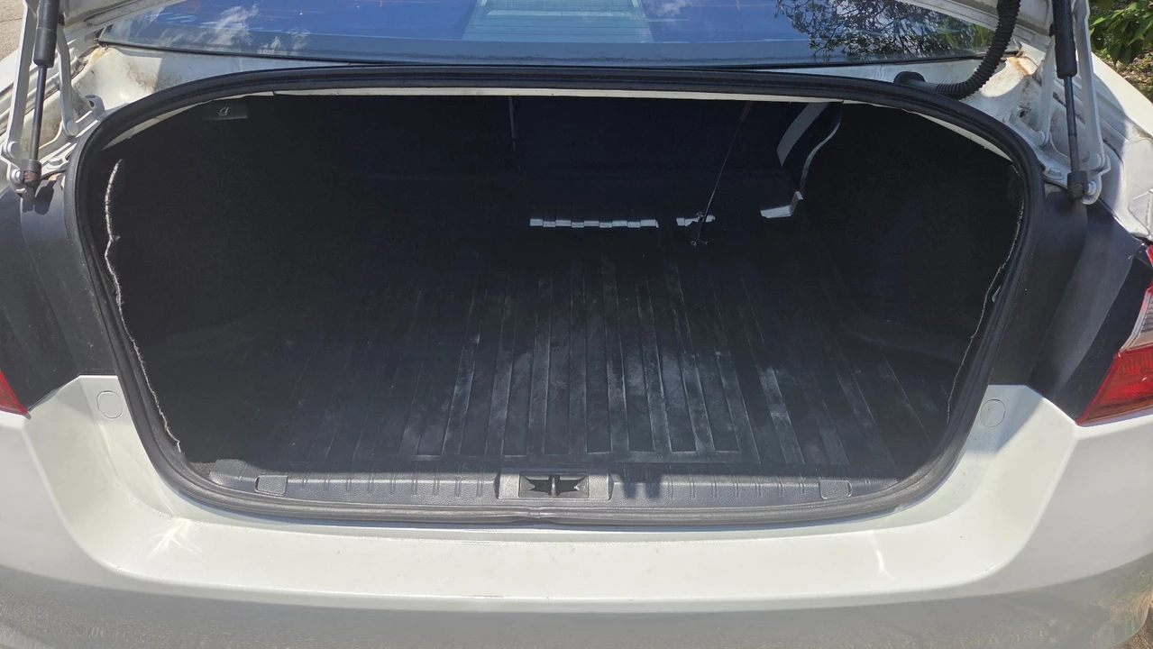 2015 Subaru Legacy 6th Gen - Image 8 of 13