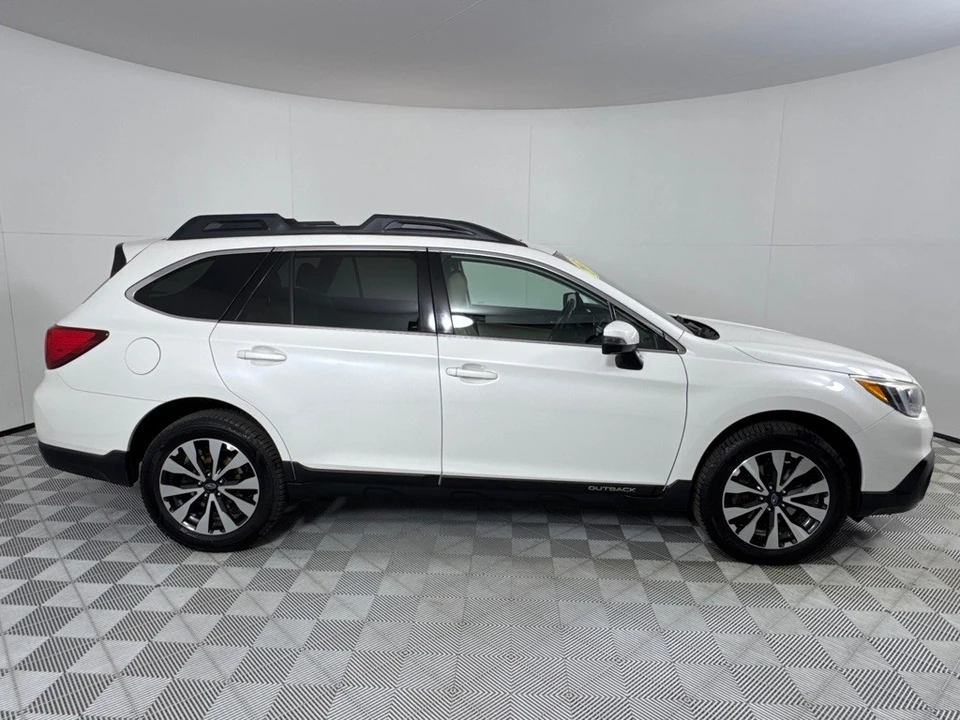 2015 Subaru Outback 5th Gen - Image 4 of 12