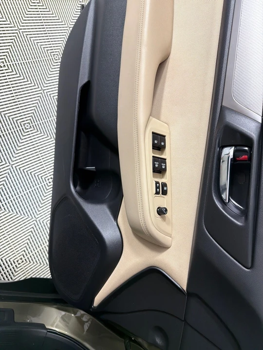2015 Subaru Outback 5th Gen - Image 10 of 21