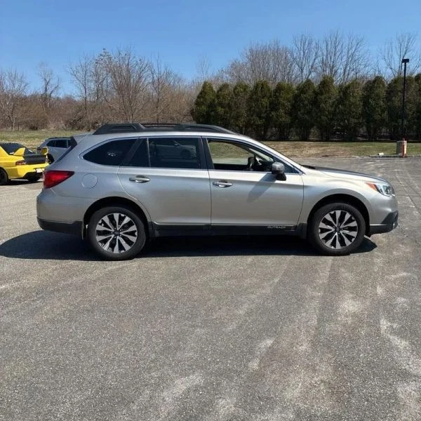 2015 Subaru Outback 5th Gen - Image 10 of 12