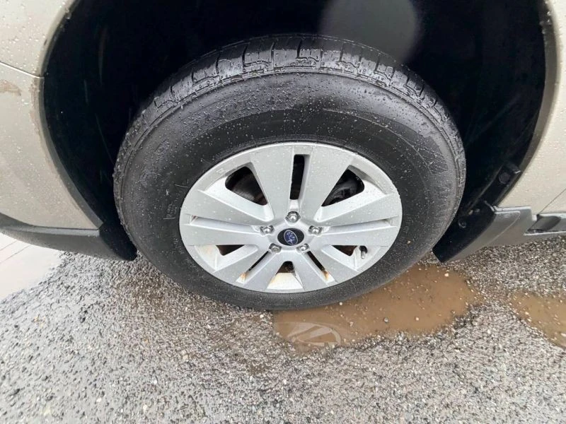 2015 Subaru Outback 5th Gen - Image 11 of 12