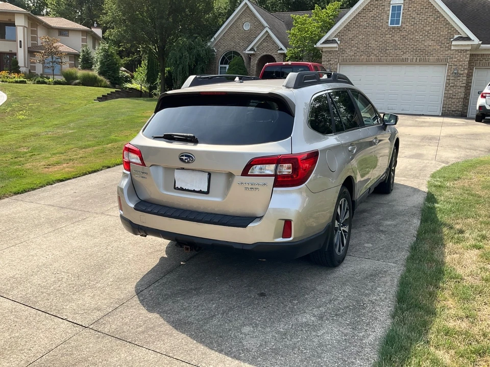 2015 Subaru Outback 5th Gen - Image 3 of 21