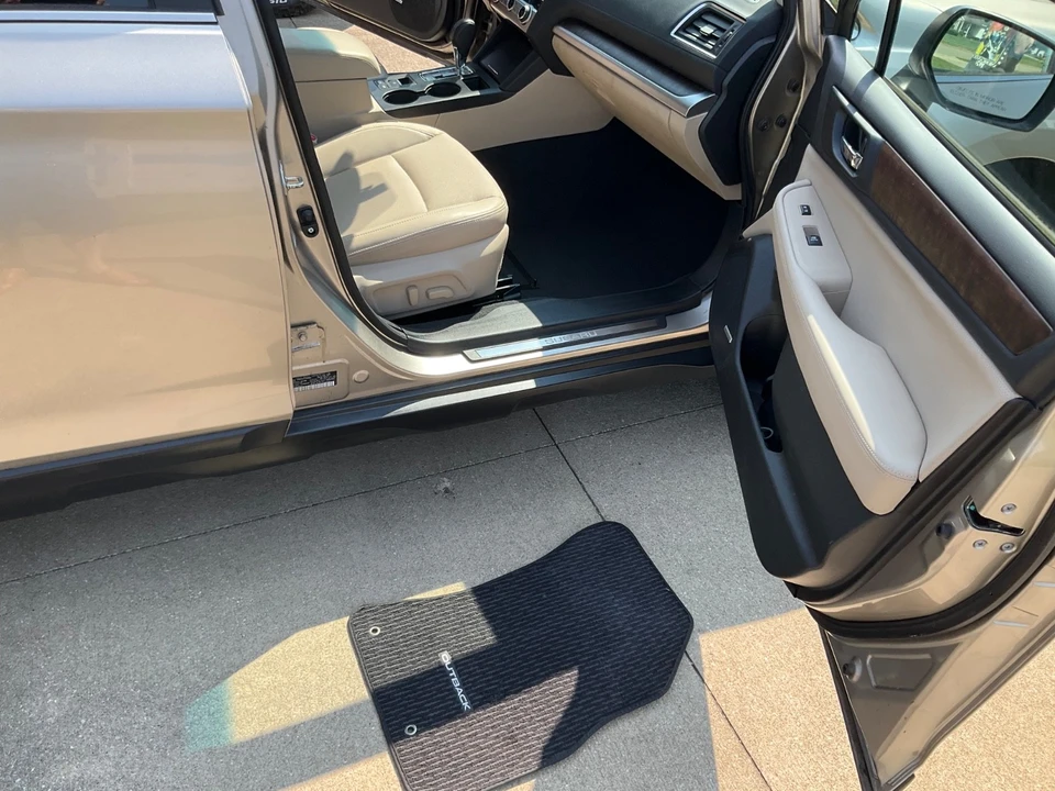 2015 Subaru Outback 5th Gen - Image 9 of 21