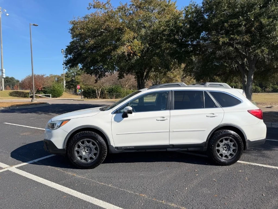 2015 Subaru Outback 5th Gen - Image 2 of 21