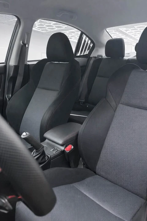 2015 Subaru Impreza - Image 7 of 7