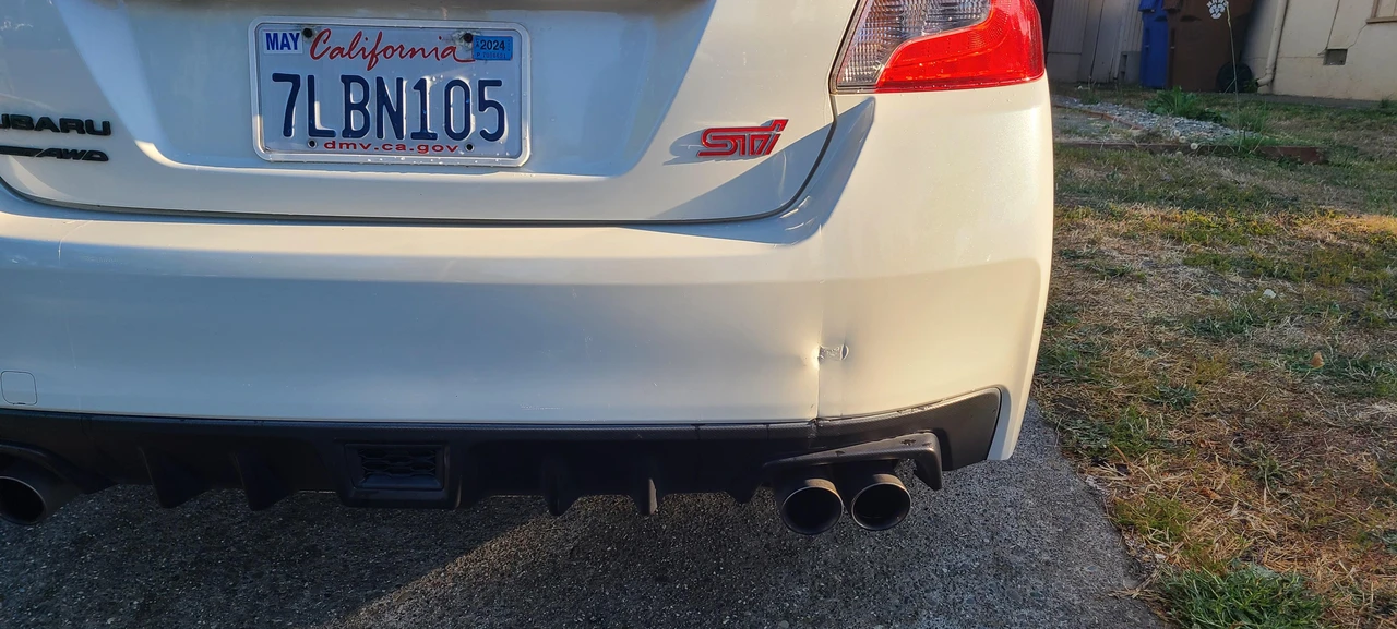 2015 Subaru Impreza WRX STi 4th Gen - Image 21 of 31