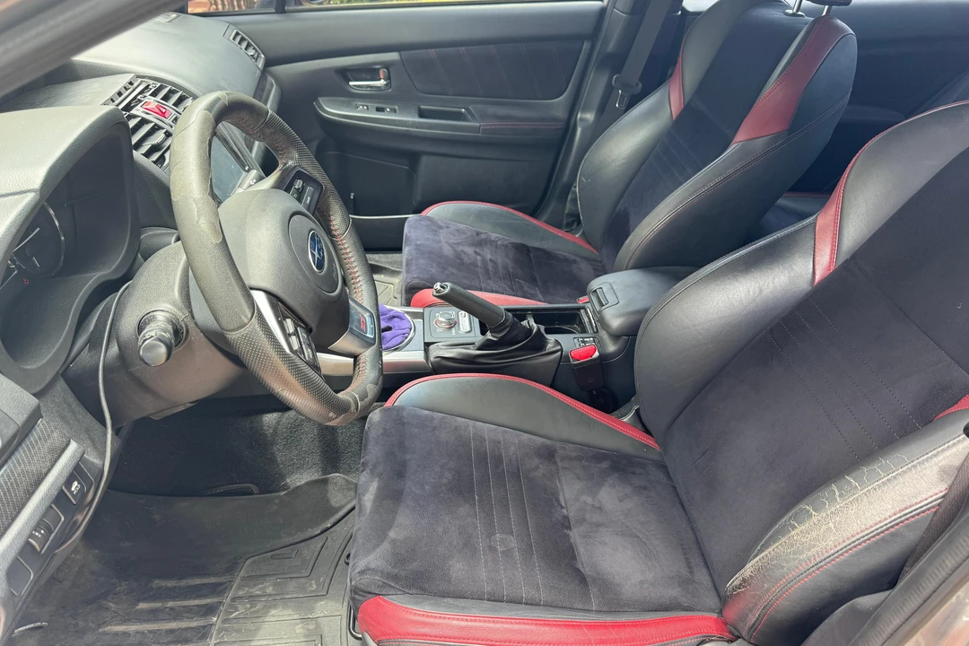 2015 Subaru Impreza WRX STi 4th Gen - Image 28 of 31