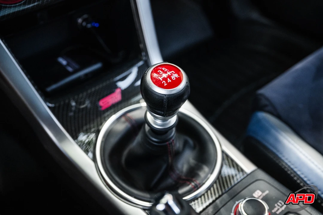 2015 Subaru Impreza WRX STi 4th Gen - Image 16 of 31