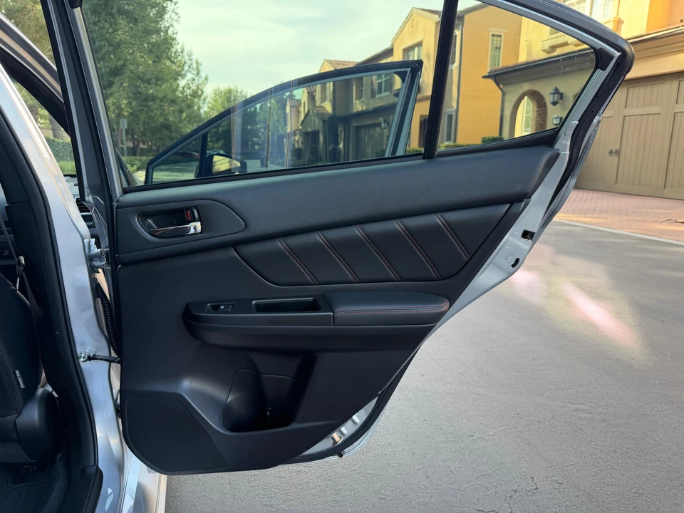 2015 Subaru Impreza 4th Gen - Image 29 of 31
