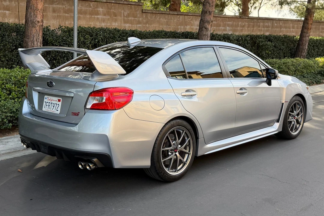 2015 Subaru Impreza 4th Gen - Image 4 of 31