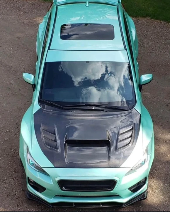 2015 Parts & Memorabilia Bodywork - Image 2 of 4