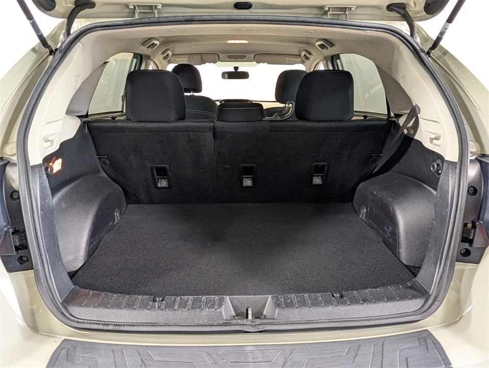 2015 Subaru Crosstrek 1st Gen - Image 10 of 12