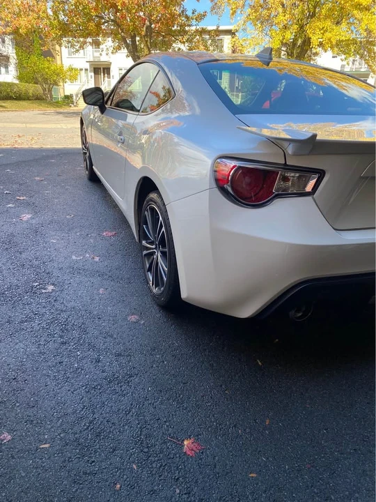 2015 Subaru BRZ 1st Gen - Image 5 of 11